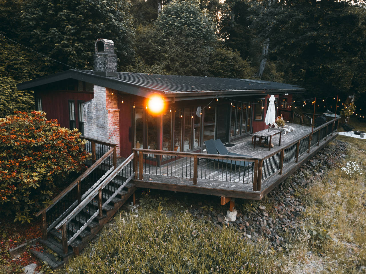 The exterior of the cabin