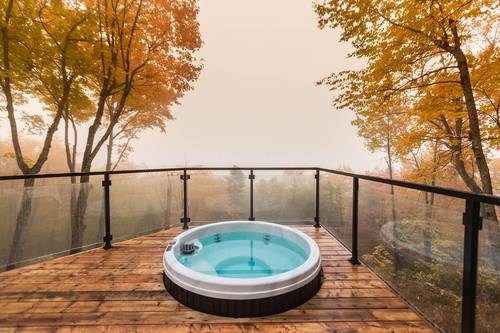 The private hot tub on the deck