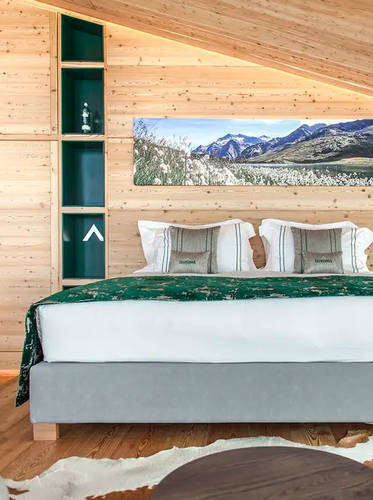The bed in the chalet