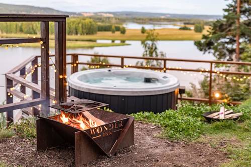 The firepit and hottub