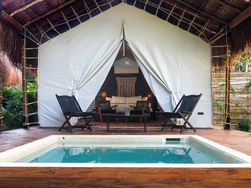Double room with private pool
