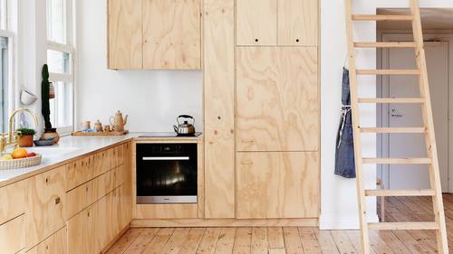 The plywood styled kitchen cabinets
